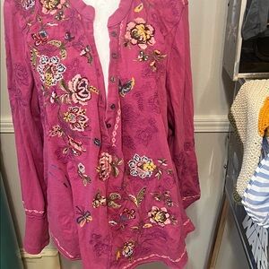 Sundance Pink Floral Embroidered Long Sleeve Top